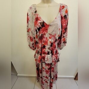 NWT Taylor Floral Midi Dress